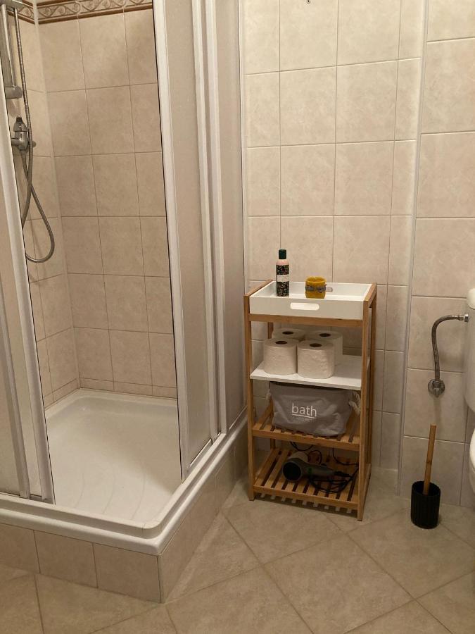 Apartman Nahore Vacov Luaran gambar